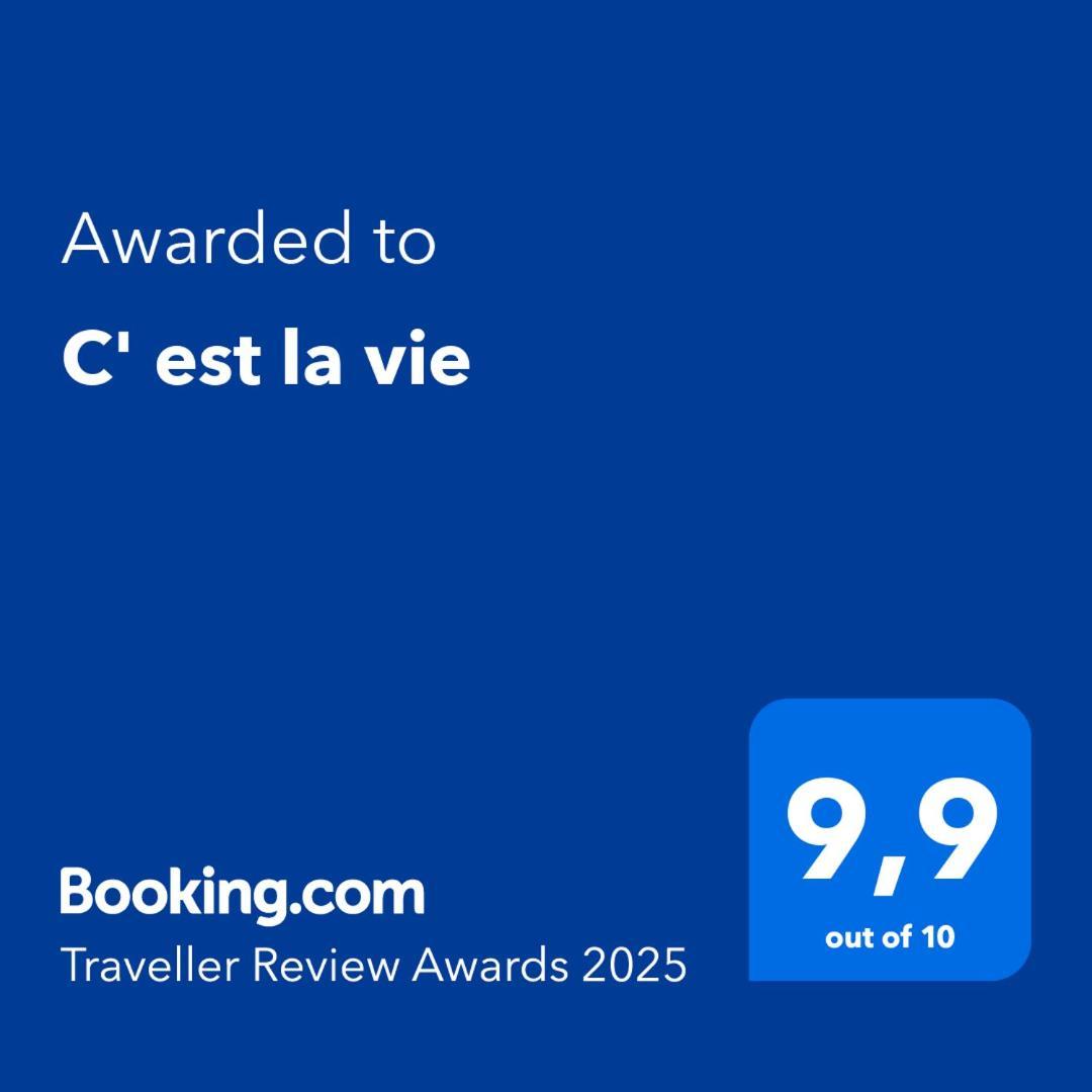 C' Est La Vie Apartment *